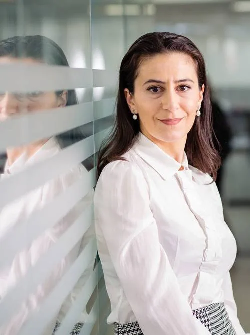 Loredana Csorgo — Vezető ügyvéd, AAA