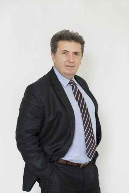Vezető jogtanácsos · Nyugalmazott bíró · Az INM és az EJTN akkreditált oktatója
