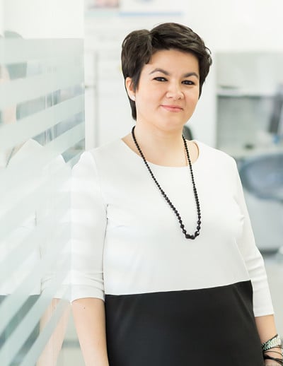 Flavia Oprisor — Üzleti tanácsadó, AAA